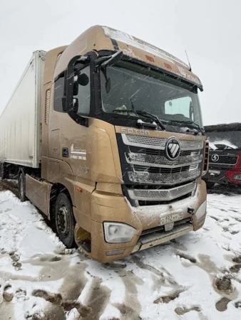 Foton AUMAN 4x2 Седельный тягач BJ4189SLFKA — Б/У, 2023 г.
