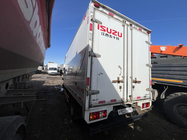 ISUZU ELF 4.5 (EC7) Изотермический — Б/У, 2023 г.
