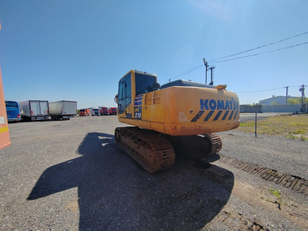 KOMATSU PC210 Экскаватор — Б/У, 2022 г.