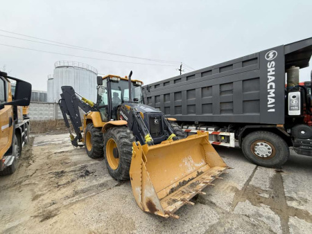 XCMG XC8-S3570 — Б/У, 2023 г.