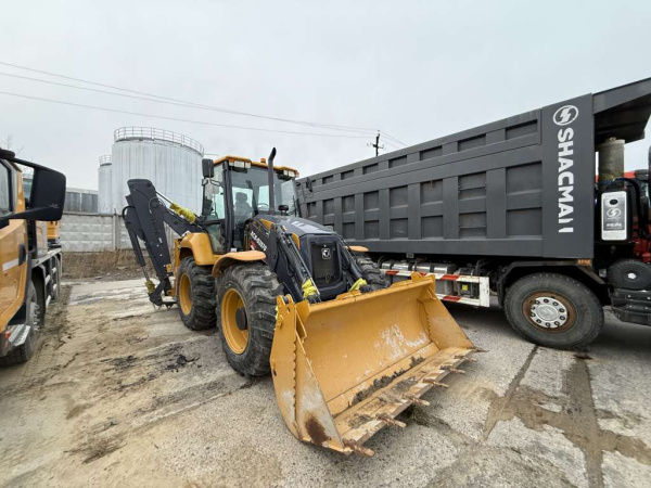 XCMG XC8-S3570 — Б/У, 2023 г.