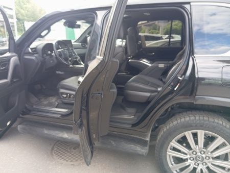 Lexus LX600 VIP — Б/У, 2024 г.