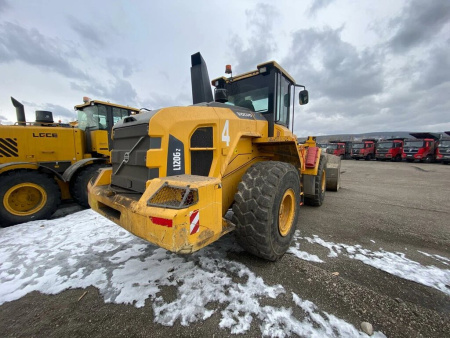 Volvo L120 Фронтальный погрузчик L120GZ — Б/У, 2019 г.
