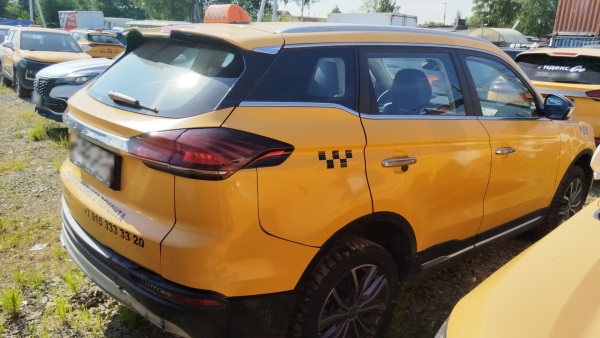 GEELY Luxury 1.5T 6AT 2WD — Б/У, 2024 г.