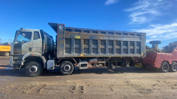 FAW J6 8x4 Самосвал СА3310Р66K24T4E5 — Б/У, 2023 г.