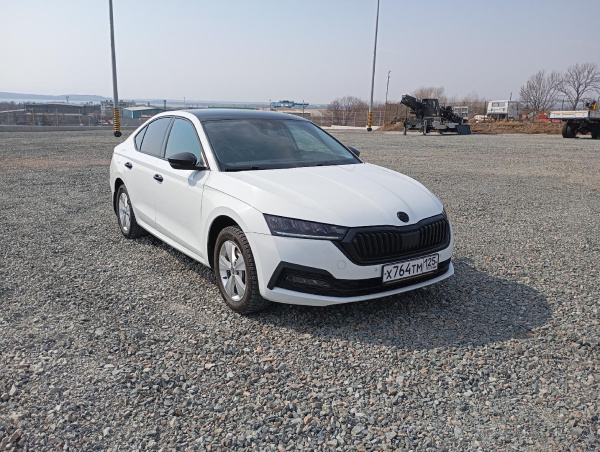 Skoda Octavia — Б/У, 2021 г. (Владивосток, 141450 км)