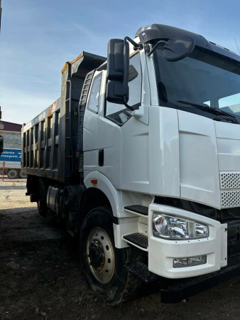 FAW J6 6x6 Самосвал CA3250P66K24L1TE5 — Б/У, 2022 г.