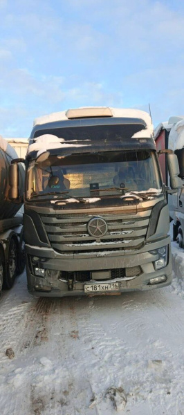Dayun CGC418 4x2 Седельный тягач CGC4181 — Б/У, 2023 г.
