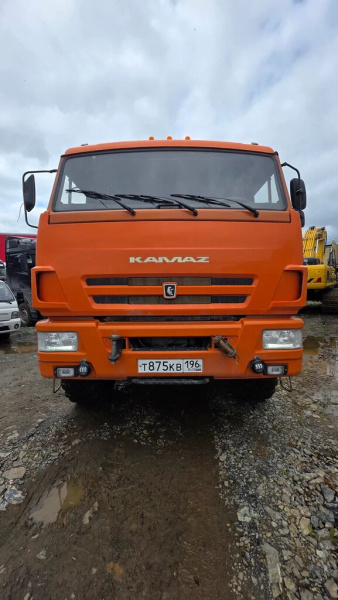 КамАЗ 43118 6x6 Бортовой с КМУ 438240-02 — Б/У, 2022 г.