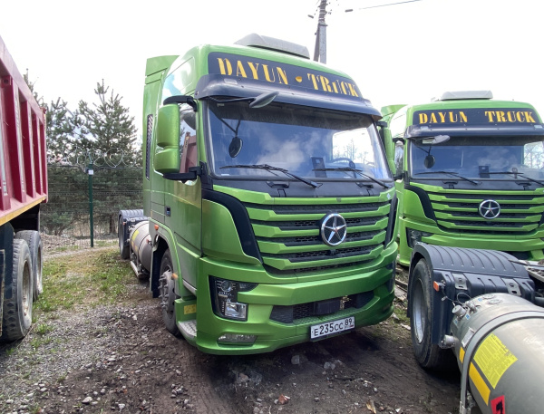 DAYUN CGC4180 4x2 Седельный тягач (Газовый двигатель) — Б/У, 2023 г.