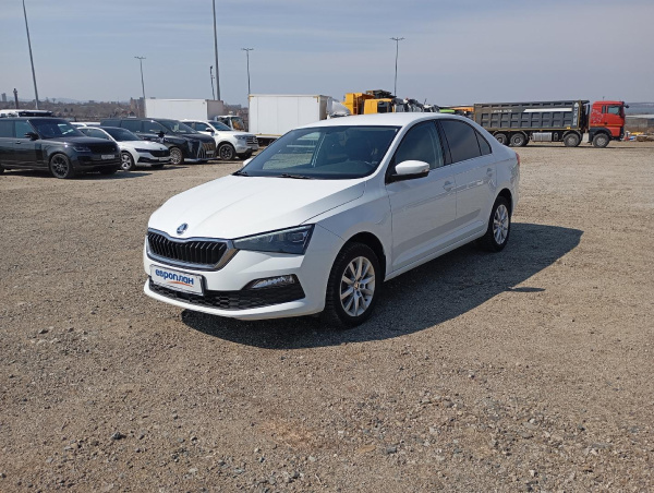 Skoda Rapid — Б/У, 2020 г. (Владивосток, 140167 км)