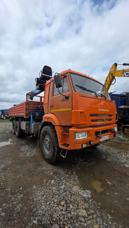 КамАЗ 43118 6x6 Бортовой с КМУ 438240-02 — Б/У, 2022 г.