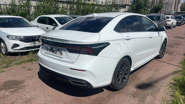 OMODA Classic 1.5 CVT (I Поколение) — Б/У, 2024 г.