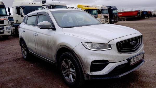 Geely Atlas Pro — Б/У, 2024 г. (Санкт-Петербург, 109969 км)