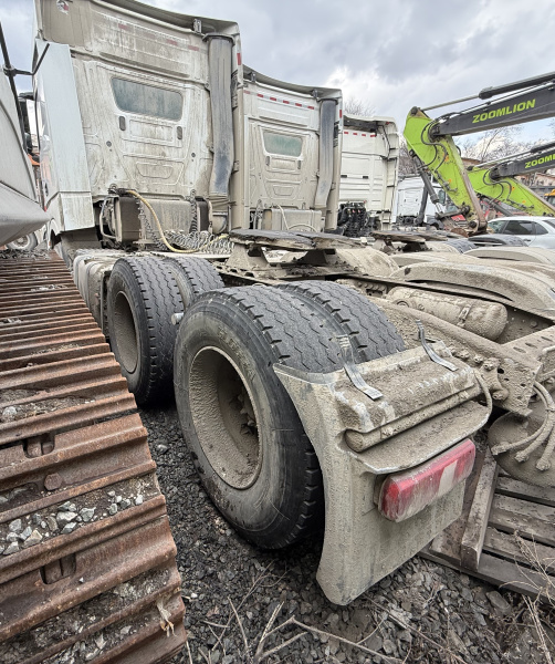 MERCEDES-BENZ Actros — Б/У, 2023 г.