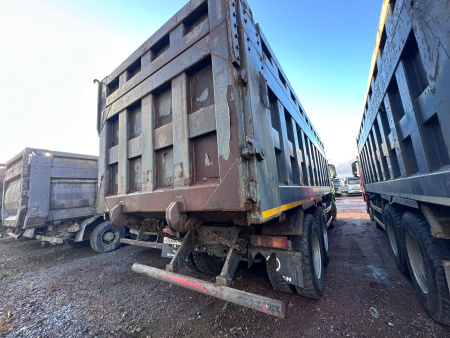 Shacman (Shaanxi) SX 8x4 Самосвал SX33186W366C — Б/У, 2022 г.