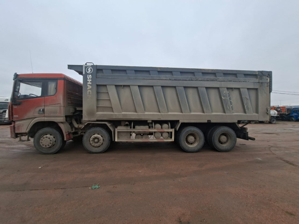 Shacman (Shaanxi) SX 8x4 Самосвал SX331863366 — Б/У, 2024 г.