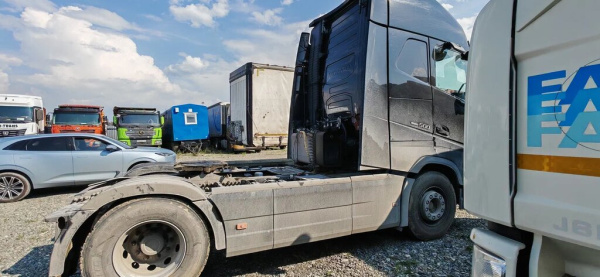 Volvo FH 4x2 Седельный тягач FH 42 T — Б/У, 2022 г.
