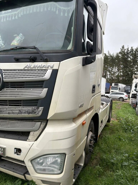 Foton AUMAN 4x2 Седельный тягач BJ4189SLFKA — Б/У, 2023 г.