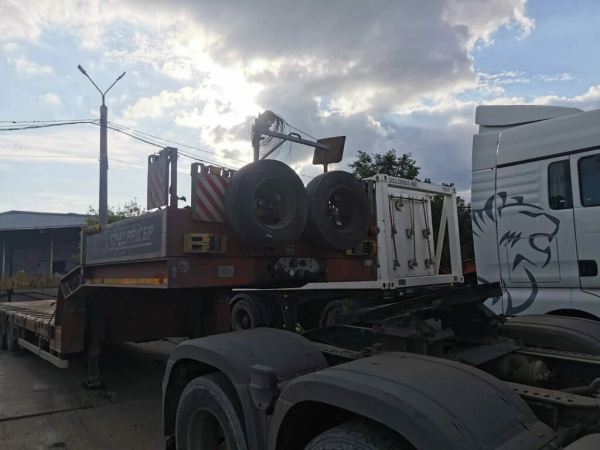 Спецприцеп 9942 Полуприцеп тяжеловоз 5 осей 9942L5 — Б/У, 2023 г.