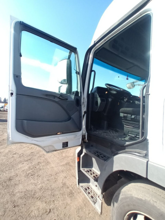 Mercedes-Benz ACTROS 4x2 Седельный тягач 1841 LS — Б/У, 2017 г.