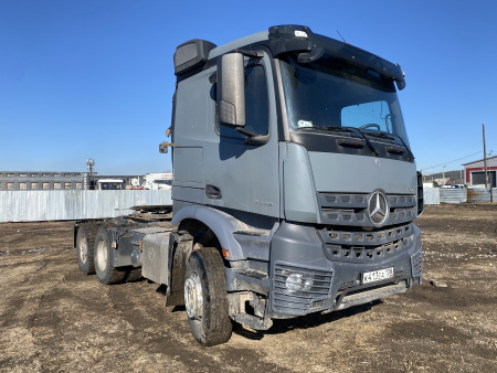 Mercedes-Benz AROCS 6x4 Седельный тягач 3348S AT — Б/У, 2019 г.