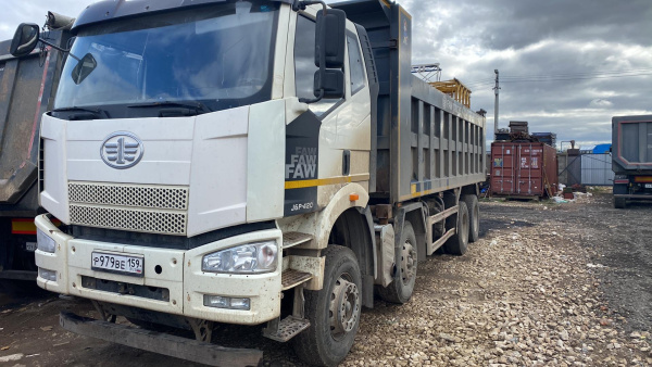 FAW (First Automotive Works) CA3310P66K24T4E5 — Б/У, 2022 г. (Пермь, 258824 км)