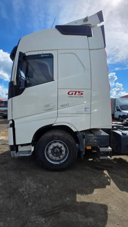 Volvo FH 4x2 Седельный тягач FH-TRUCK — Б/У, 2017 г.