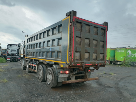 FAW J6 8x4 Самосвал СА3310Р66K24T4E5 — Б/У, 2023 г.