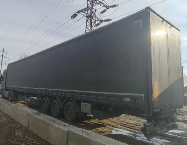 Meusburger/Новтрак SP Полуприцеп шторный SP-345PR — Б/У, 2021 г.