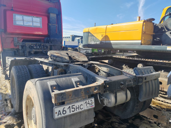 BEIBEN ND 6x4 Седельный тягач ND4250BD5J7Z25 — Б/У, 2023 г.