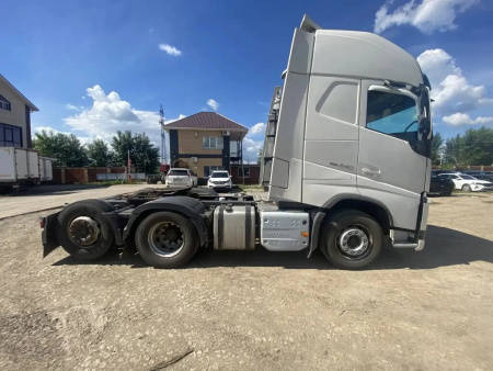 Volvo FM 6x2 Седельный тягач FM-TRUCK — Б/У, 2016 г.