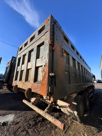 Shacman (Shaanxi) SX 8x4 Самосвал SX331863366 — Б/У, 2022 г.