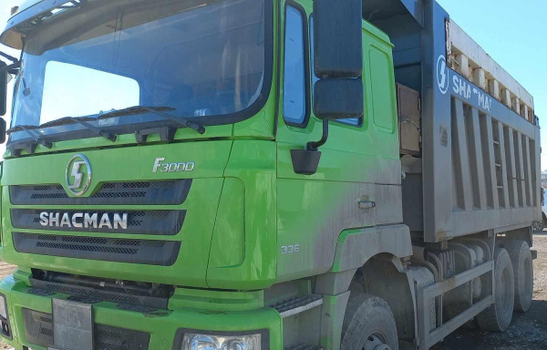 Shacman SX3258DR384 — Б/У, 2022 г. (Магадан, 54846 км)