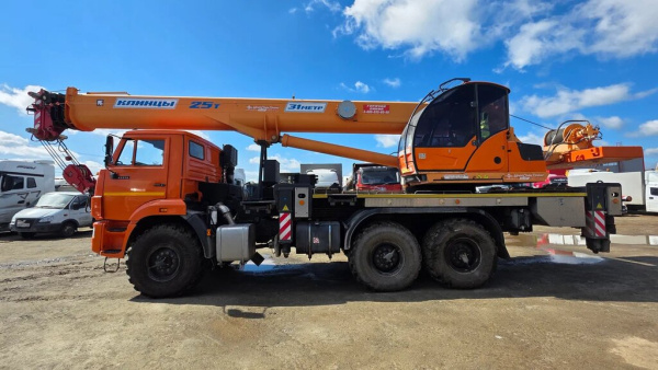 Клинцовский автокрановый завод (КАЗ) КС-55713 на шасси КамАЗ 43118 6x6 Автокран КС-55713-5К-4 — Б/У, 2022 г.