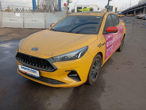 JAC J7 — Б/У, 2023 г. (Москва, 99724 км)