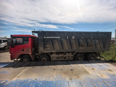 Shacman (Shaanxi) SX 8x4 Самосвал SX331863366 — Б/У, 2024 г.