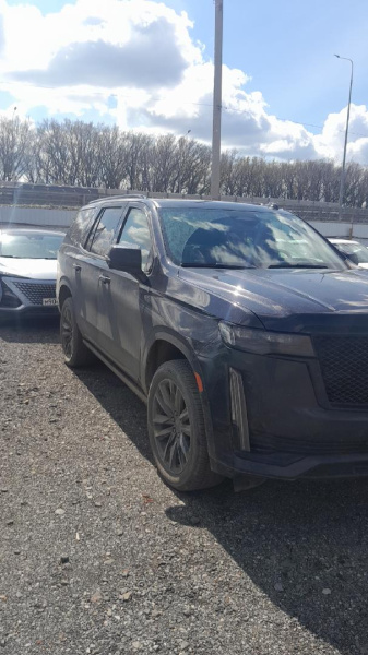 Cadillac Escalade — Б/У, 2023 г. (Ростов-на-Дону, 13500 км)