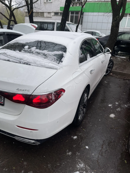 Mercedes-Benz E-CLASS — Б/У, 2025 г.