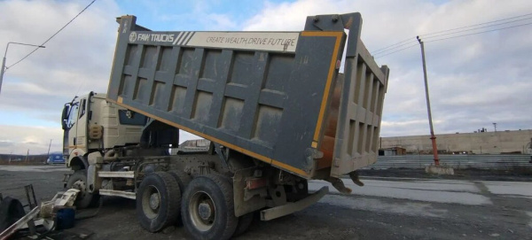 FAW J6 6x6 Самосвал CA3250P66K24L1TE5 — Б/У, 2022 г.