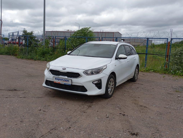 Kia Ceed (CD) — Б/У, 2021 г. (Санкт-Петербург, 68356 км)
