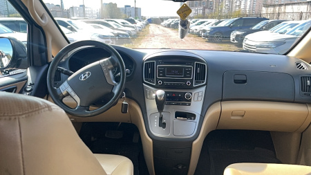 HYUNDAI Business 2.5 CRDi VGT 5AT — Б/У, 2020 г.