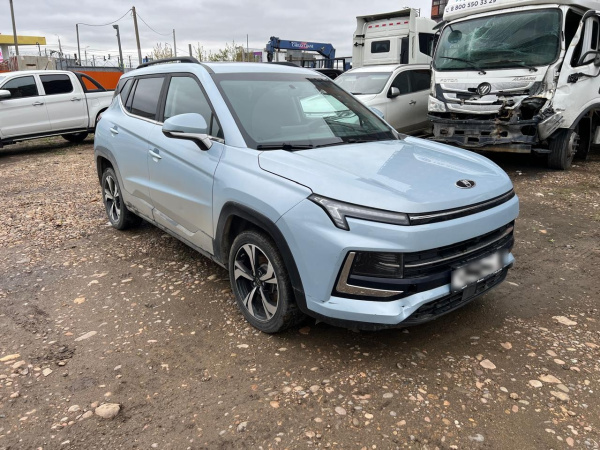 МОСКВИЧ Стандарт 1.5Т CVT — Б/У, 2023 г.