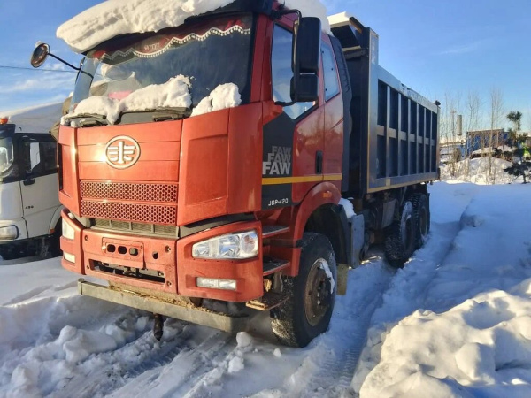 FAW J6 6x6 Самосвал CA3250P66K24L1TE5 — Б/У, 2022 г.