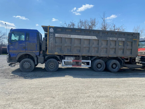 Howo T5G 8x4 Самосвал ZZ3317V386GE1 — Б/У, 2023 г.