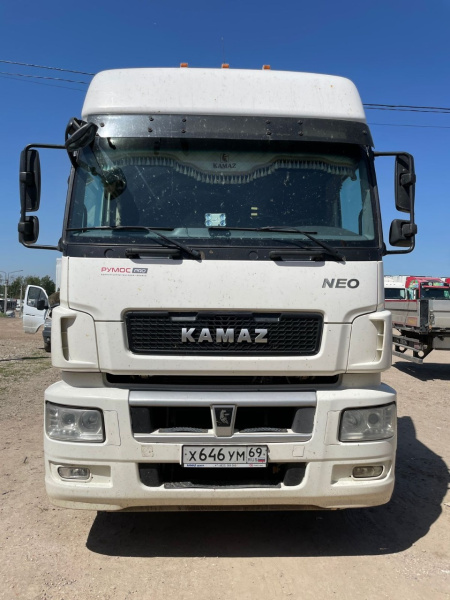 КамАЗ 5490 4x2 Седельный тягач 5490-S5 — Б/У, 2017 г.