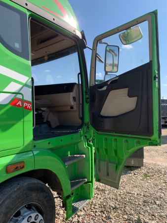 FAW JH6 6x4 Седельный тягач CA4250P25K15T1NE5A80 — Б/У, 2023 г.