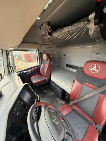 SANY S 4x2 Седельный тягач HQC240DE — Б/У, 2024 г.