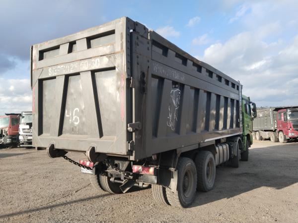 Shacman (Shaanxi) SX 8x4 Самосвал SX331863366 — Б/У, 2024 г.