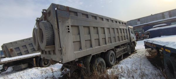 Shacman (Shaanxi) SX 8x4 Самосвал SX331863366 — Б/У, 2022 г.